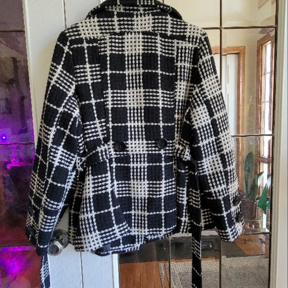 Last Kiss Black and White Plaid Jacket - Picture 4 of 6